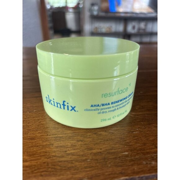Skinfix Resurface AHA/BHA Renewing Body Cream 10 OZ - Picture 4 of 6